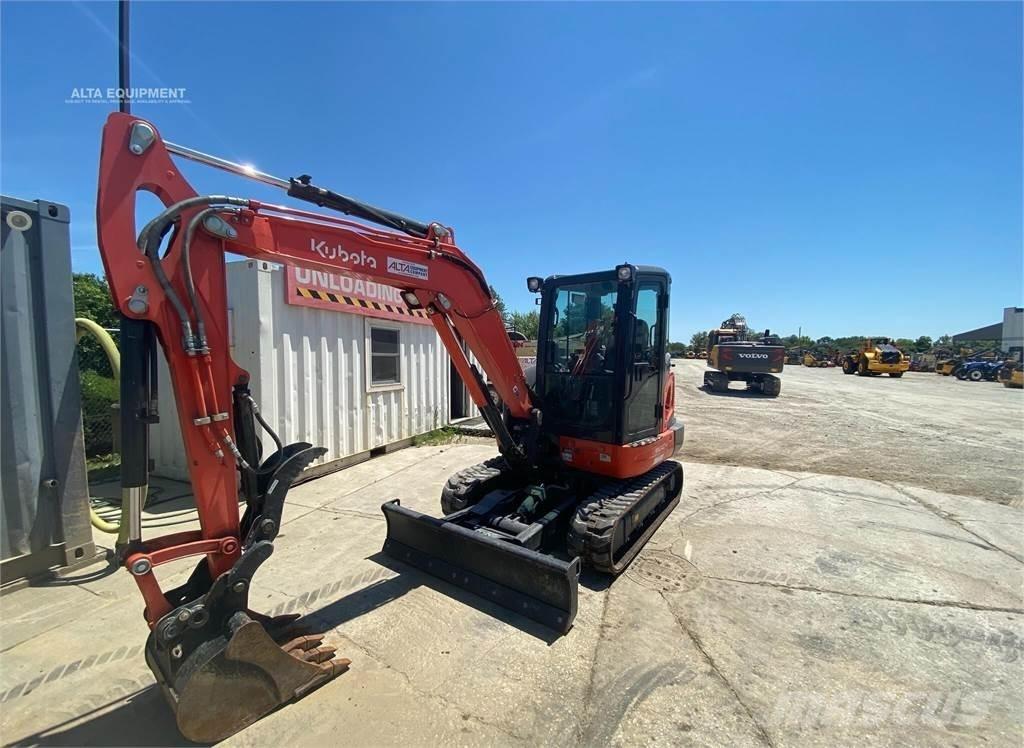 Kubota KX040-4 小型挖掘机