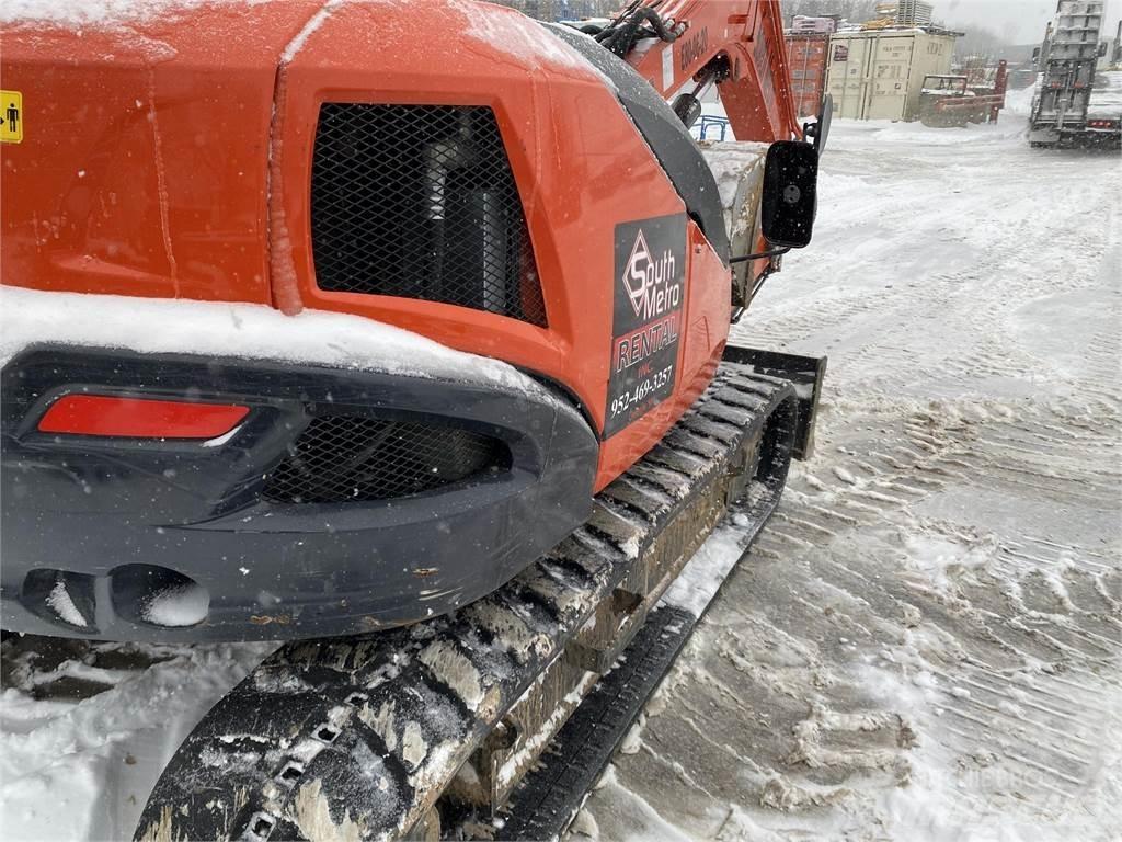 Kubota KX080 履带挖掘机