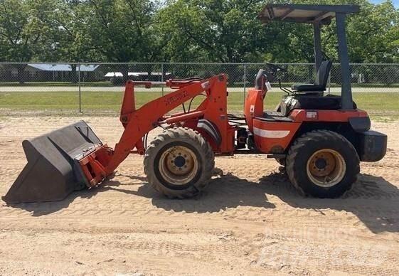 Kubota R520 轮式装载机