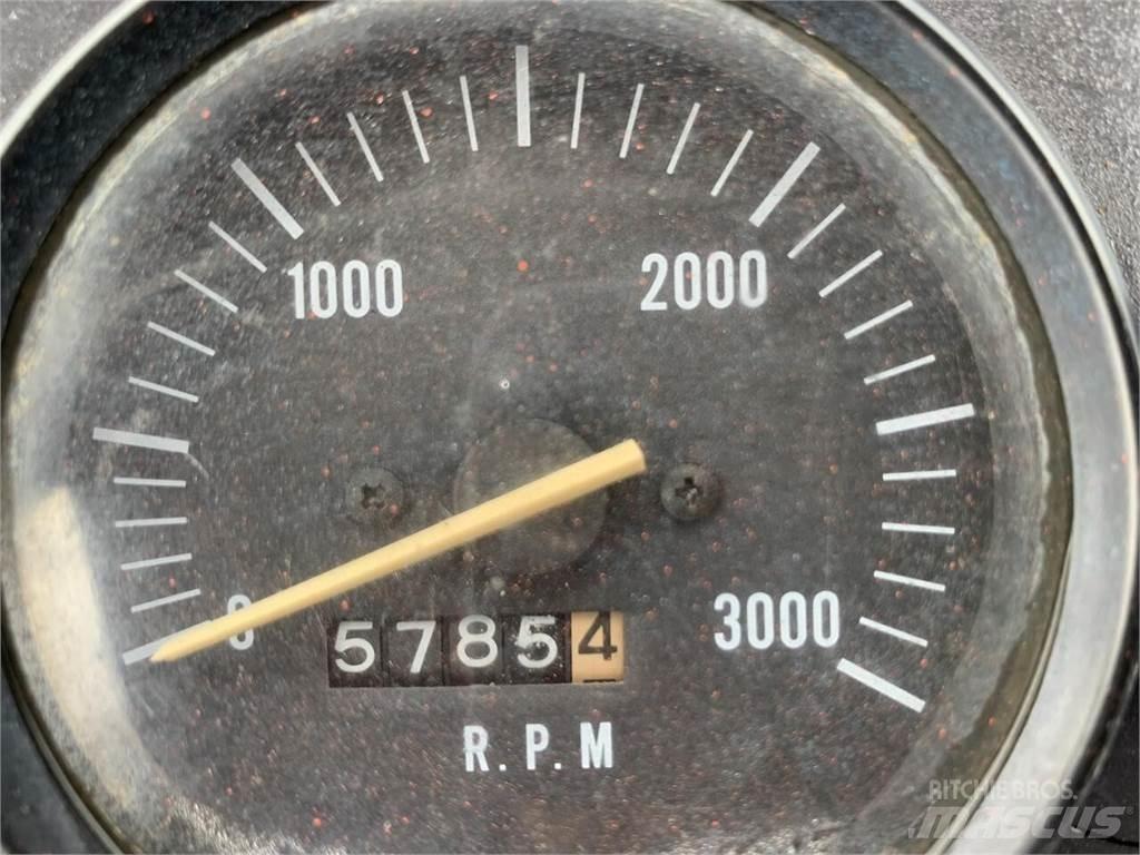 Kubota R520 轮式装载机