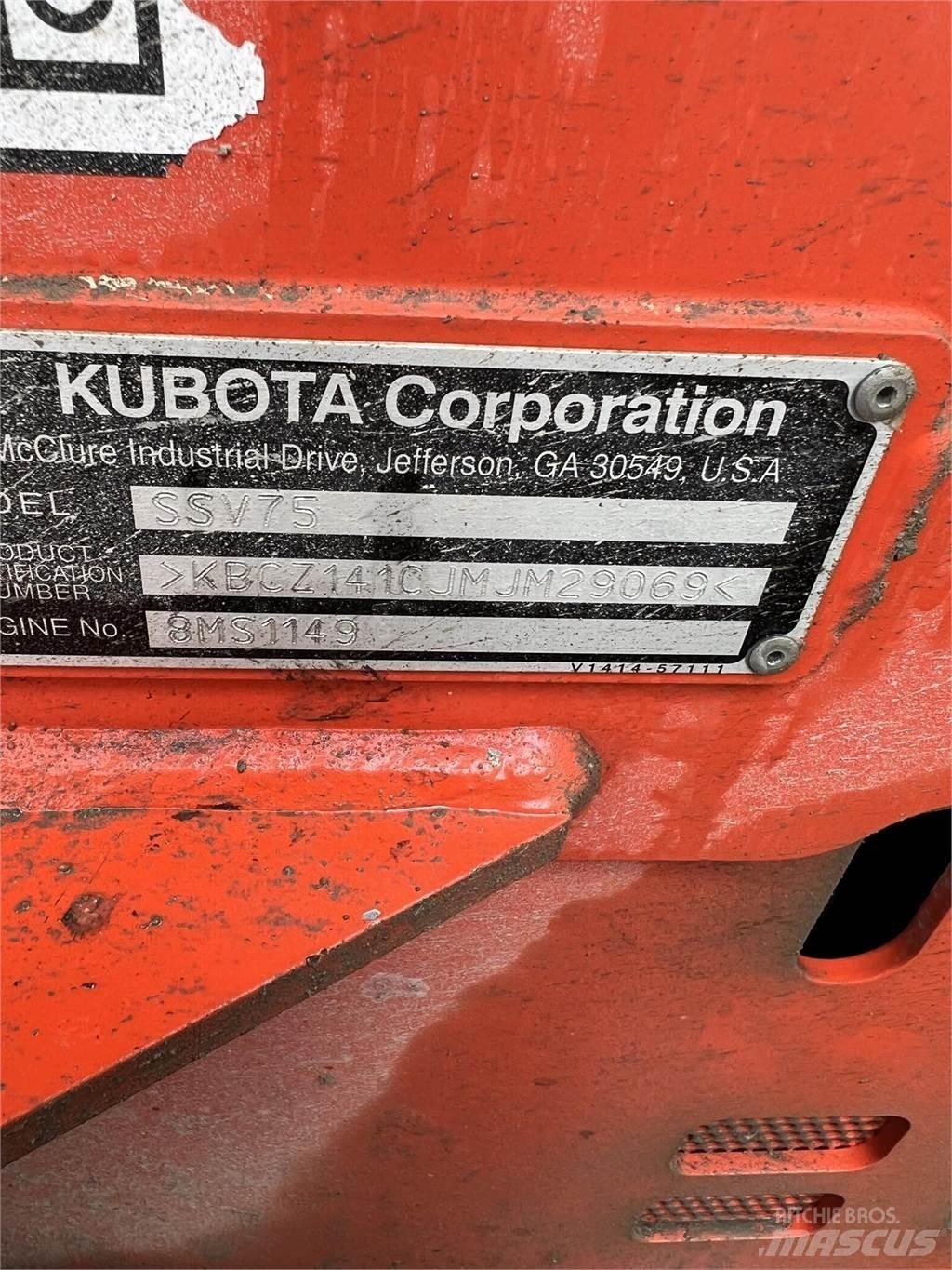 Kubota SSV75 滑移装载机
