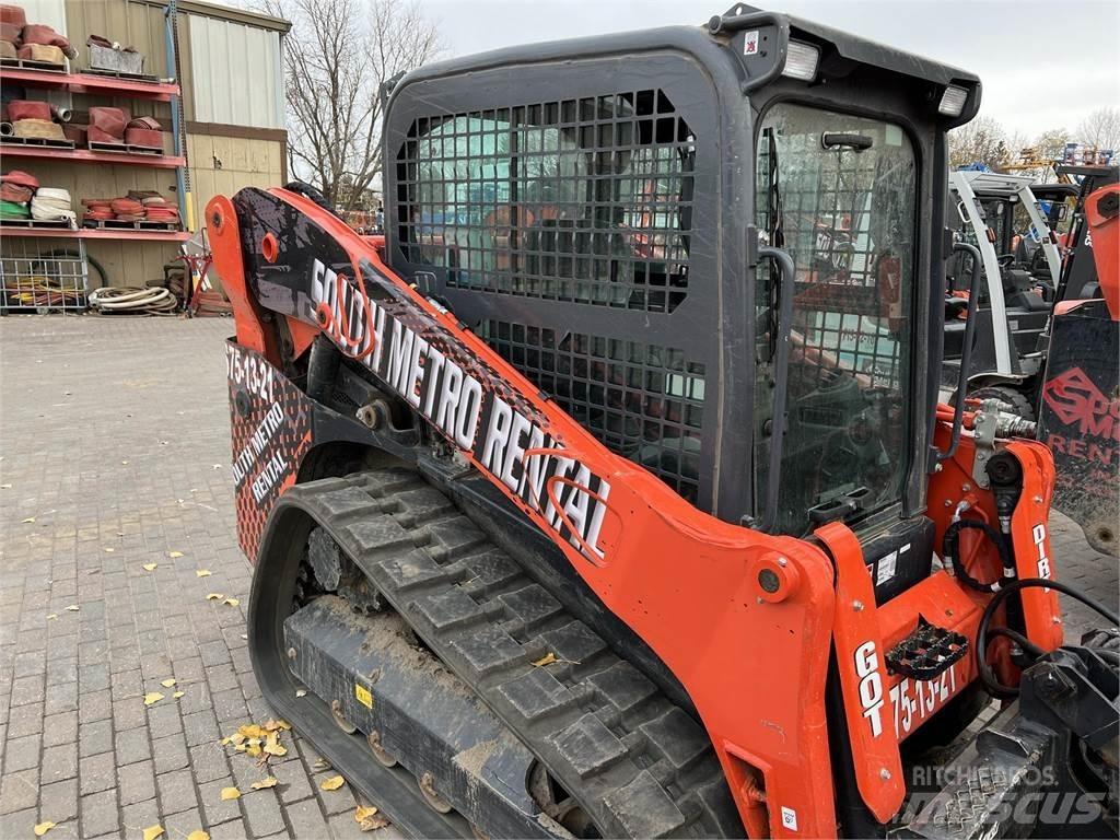 Kubota SVL75-2 滑移装载机