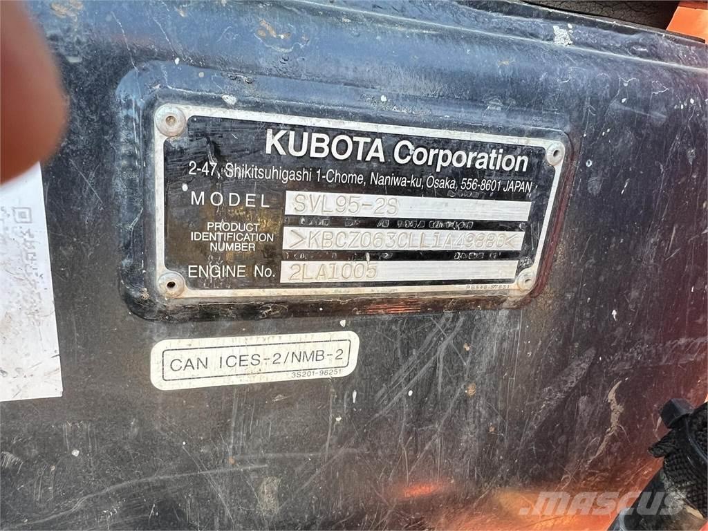 Kubota SVL95-2 滑移装载机