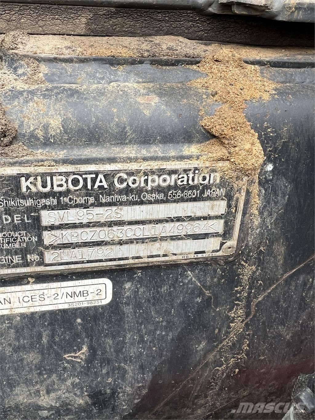 Kubota SVL95-2S 滑移装载机