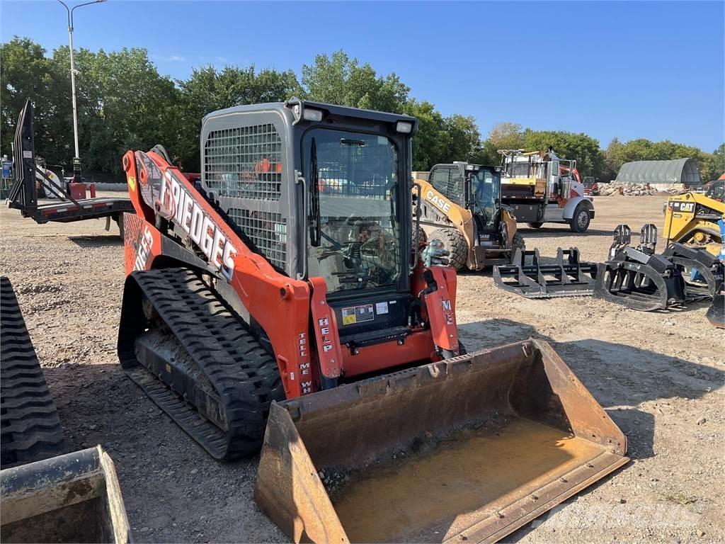 Kubota SVL97-2 滑移装载机