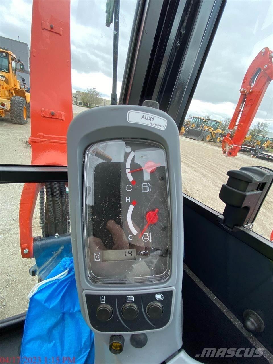 Kubota U27-4 小型挖掘机