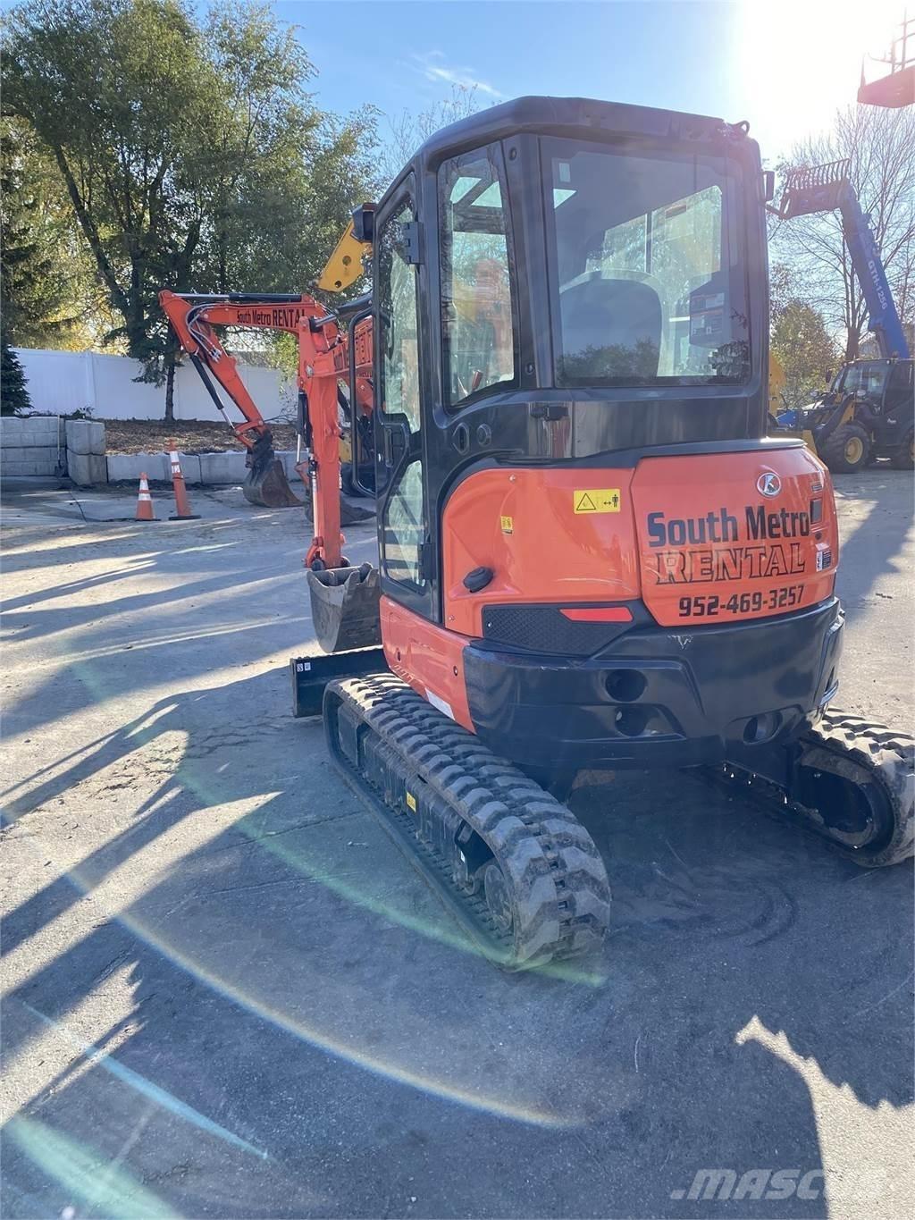 Kubota U35-4 小型挖掘机