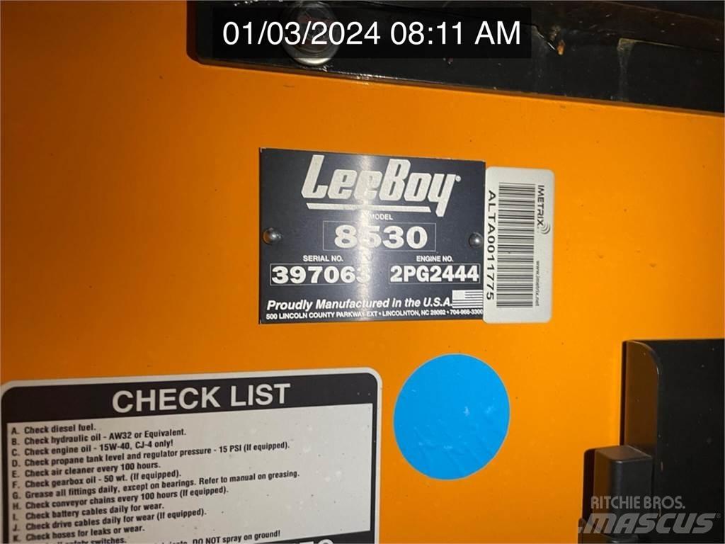 LeeBoy 8530 沥青摊铺机