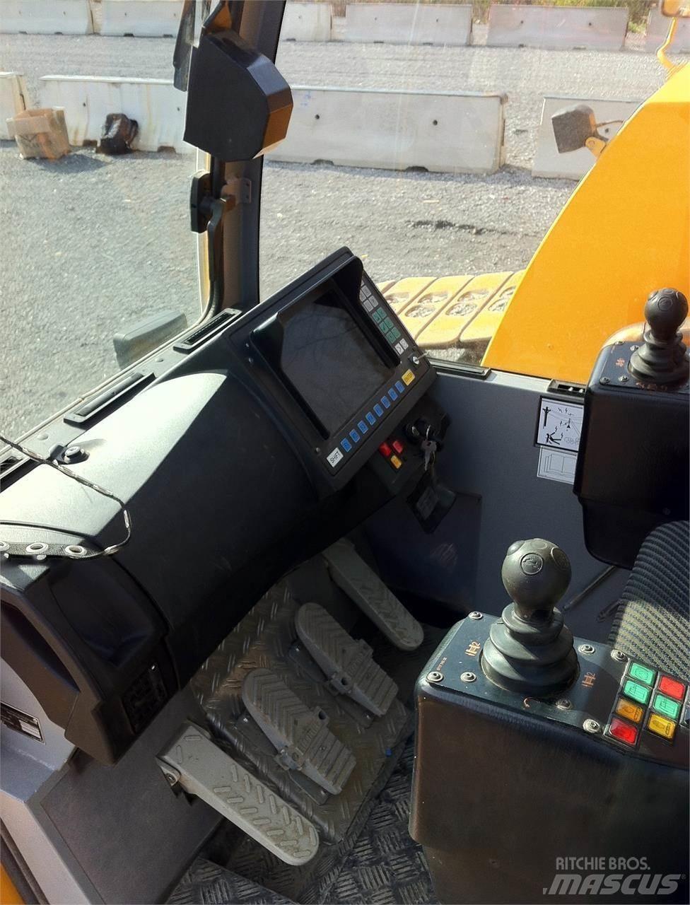 Liebherr LTR1100 履带起重机