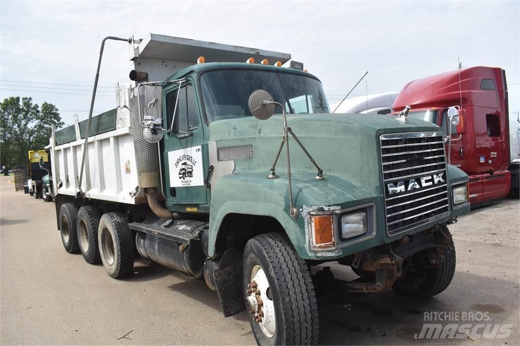 Mack CH613 自卸式货车