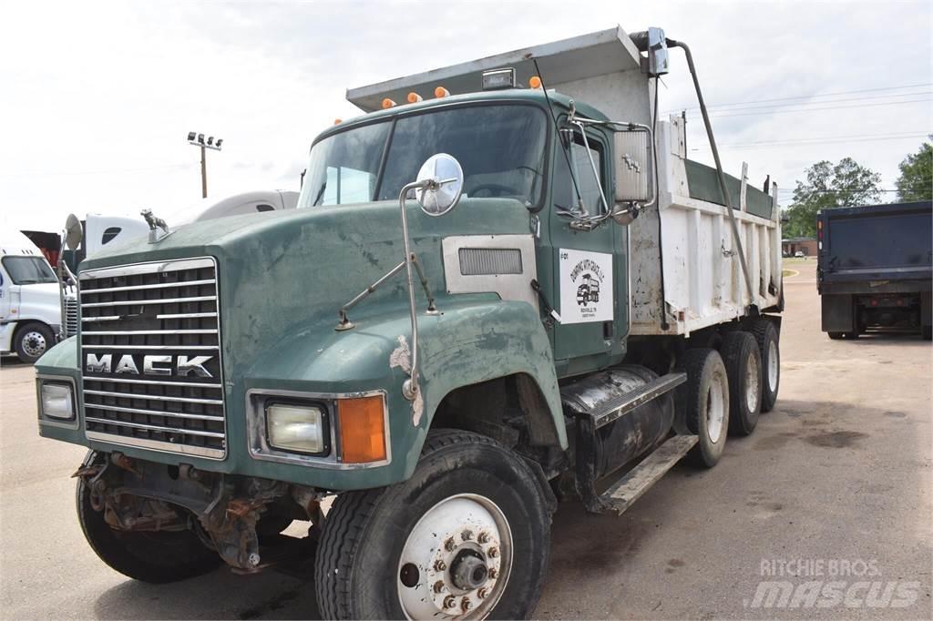 Mack CH613 自卸式货车