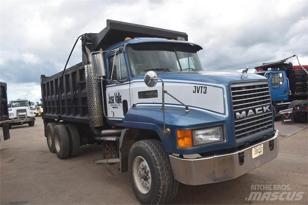 Mack CH613 自卸式货车
