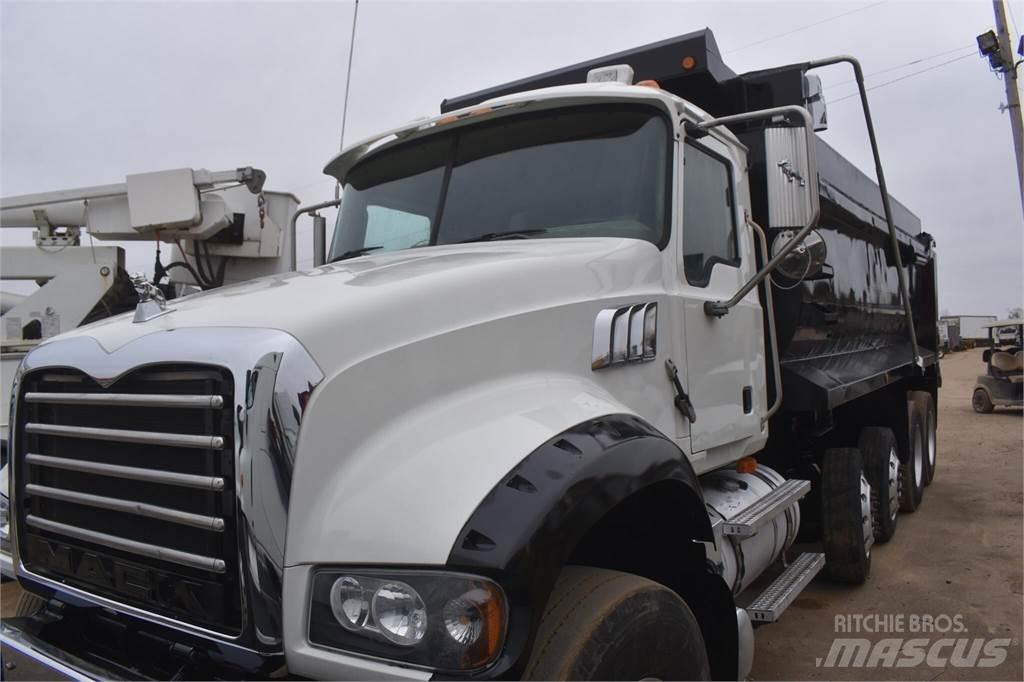 Mack GRANITE GU713 自卸式货车