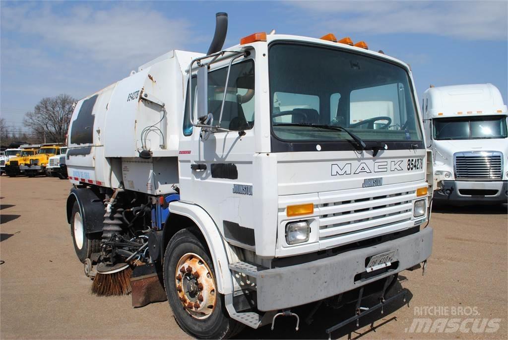 Mack MIDLINER MS250 道路清扫车