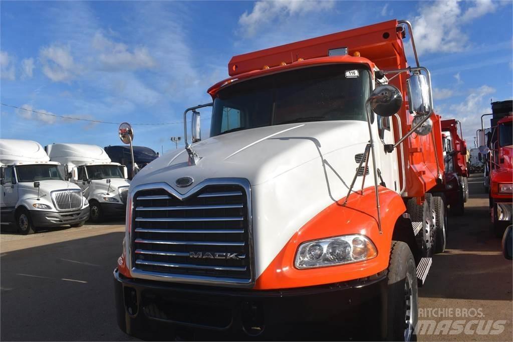 Mack VISION CX612 自卸式货车
