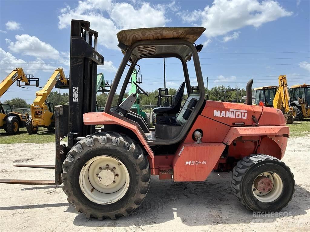 Manitou M30.4 越野叉车|叉装车