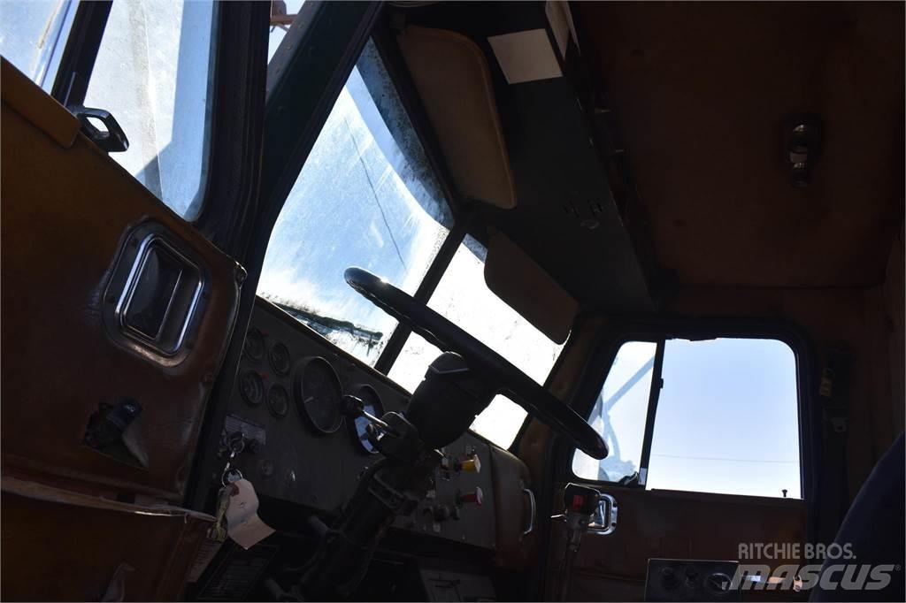  MARMON 330 起重车