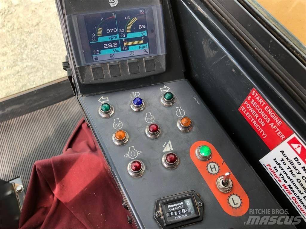 Morooka MST1500VD 履带式自卸车