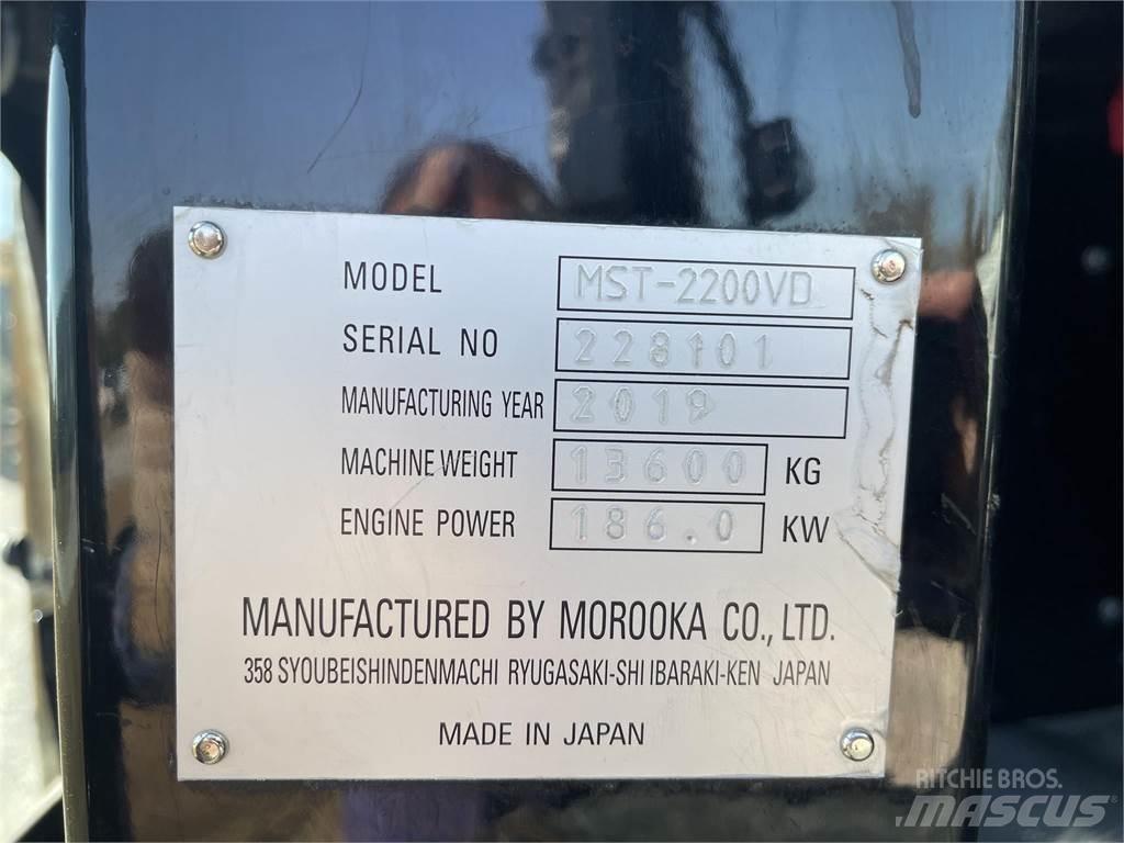 Morooka MST2200VD 履带式自卸车