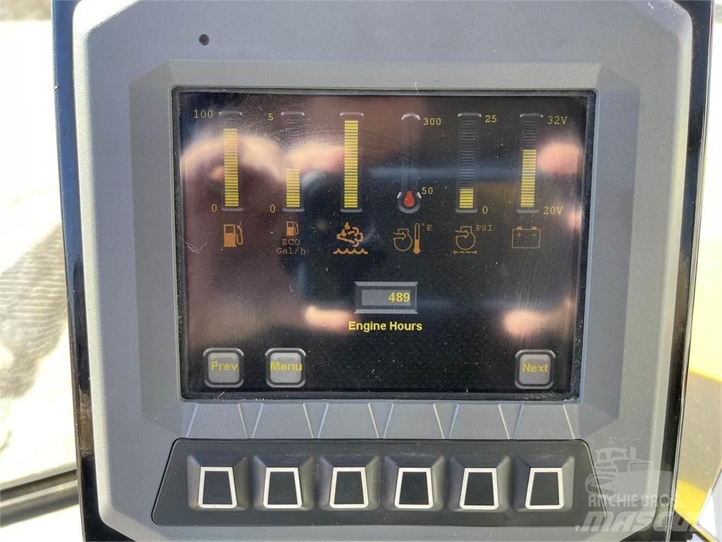 Morooka MST2200VD 履带式自卸车