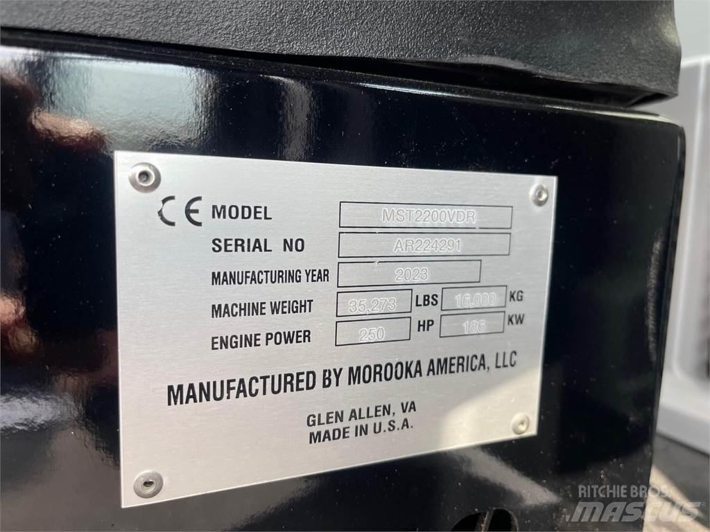 Morooka MST2200VDR 履带式自卸车