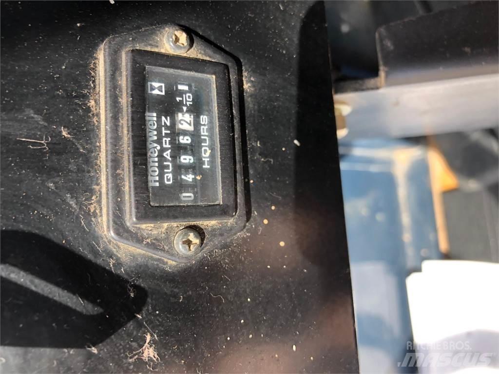 Morooka MST800VD 履带式自卸车