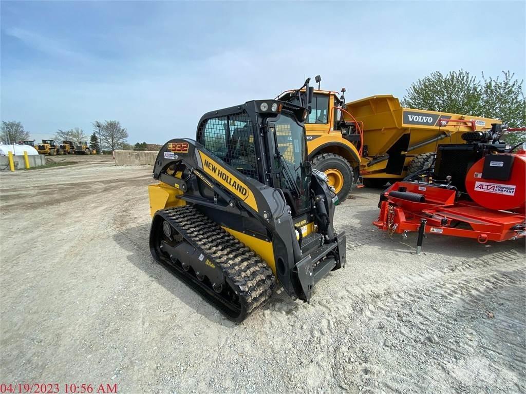 New Holland C332 滑移装载机