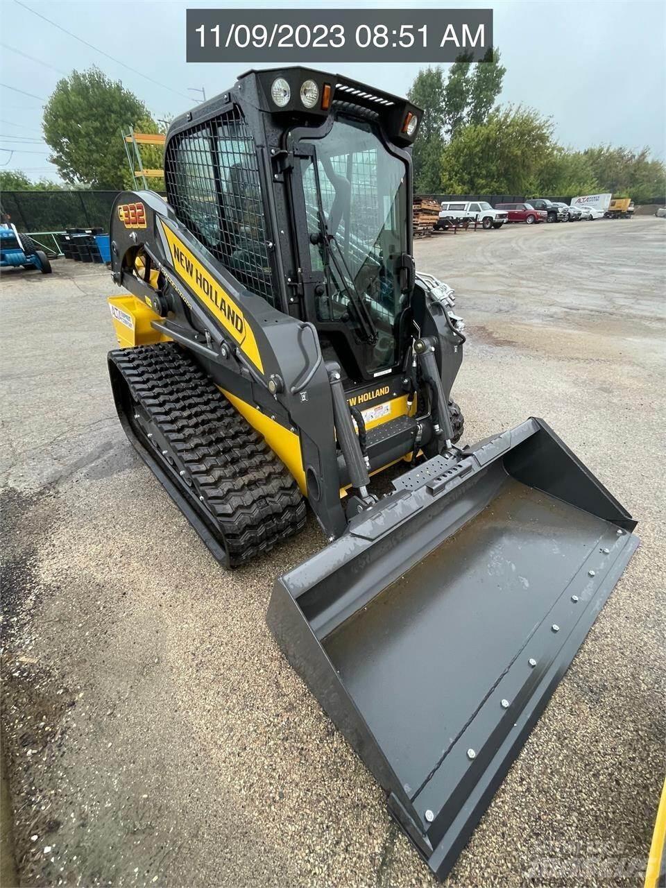 New Holland C332 滑移装载机