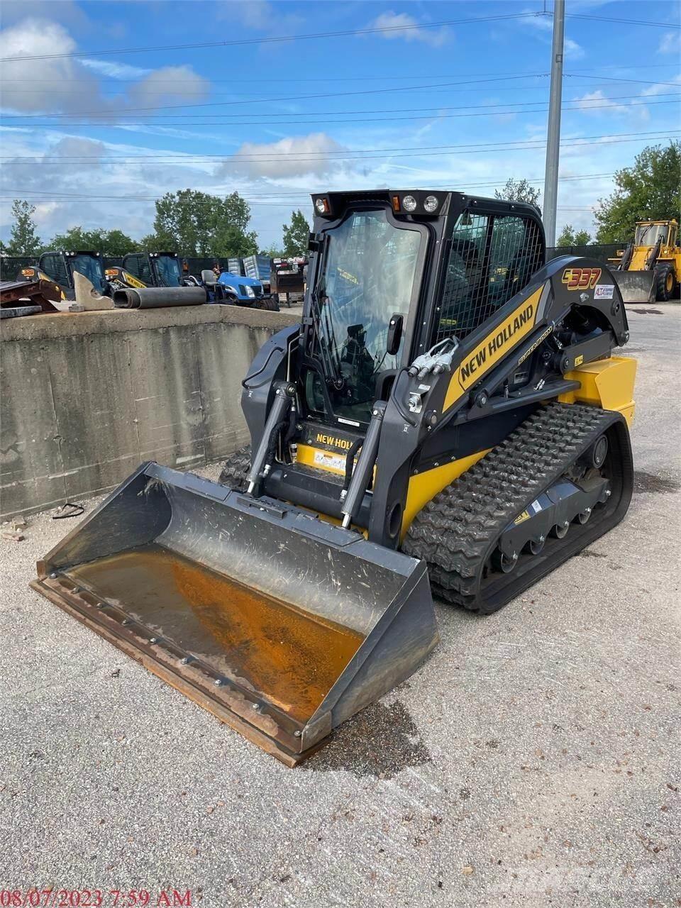New Holland C337 滑移装载机