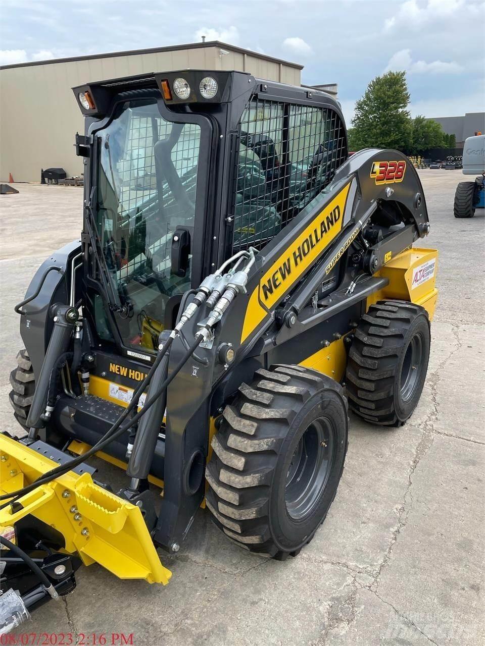 New Holland L328 滑移装载机