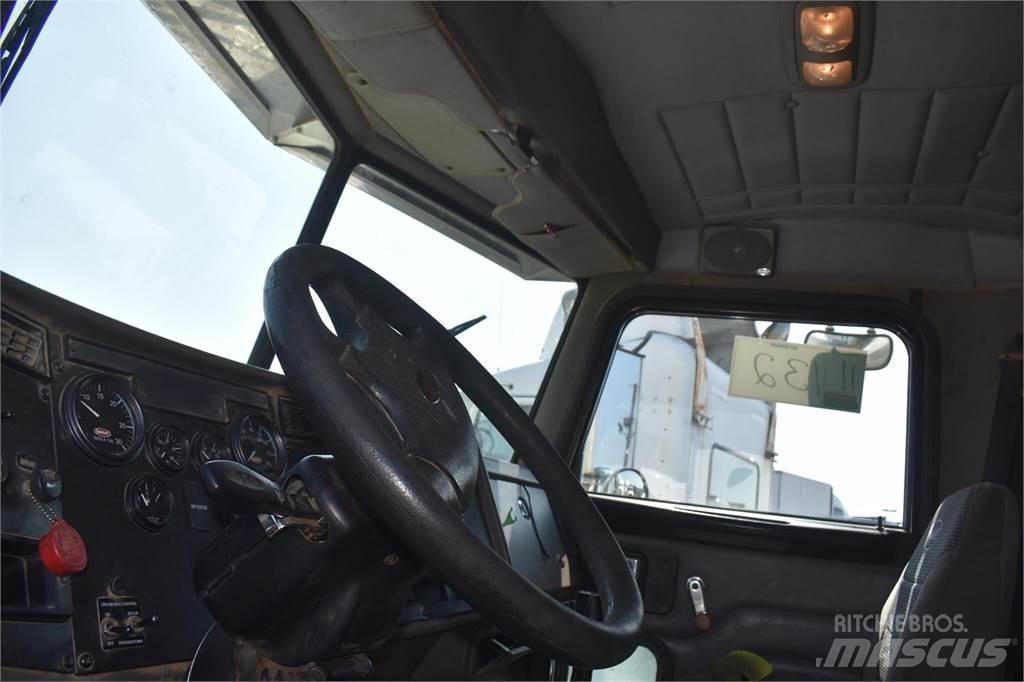 Peterbilt 340 自卸式货车