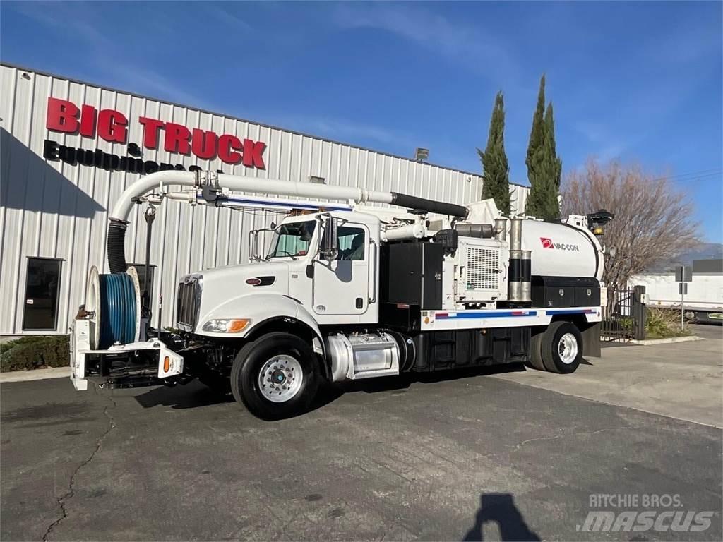 Peterbilt 348 油罐车