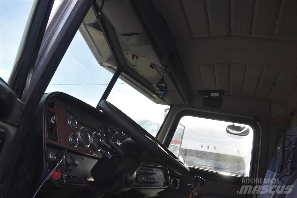 Peterbilt 357 自卸式货车