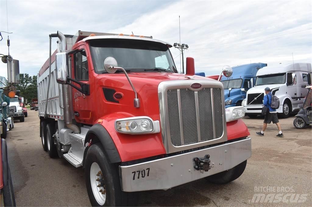Peterbilt 567 自卸式货车