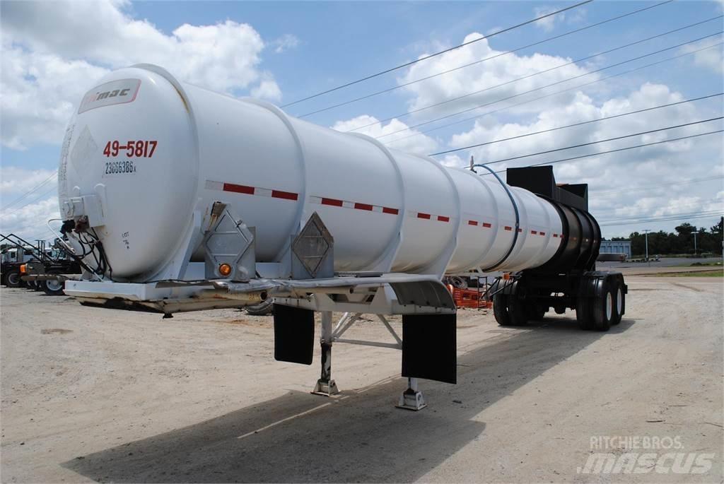 Polar  罐式拖车