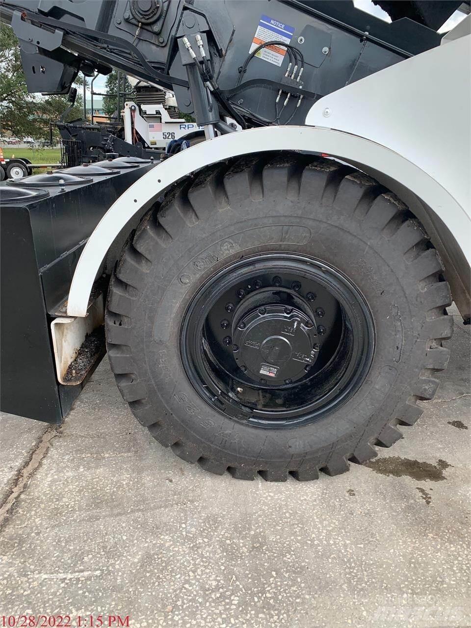 Roadtec MTV1100E 物流运输车辆