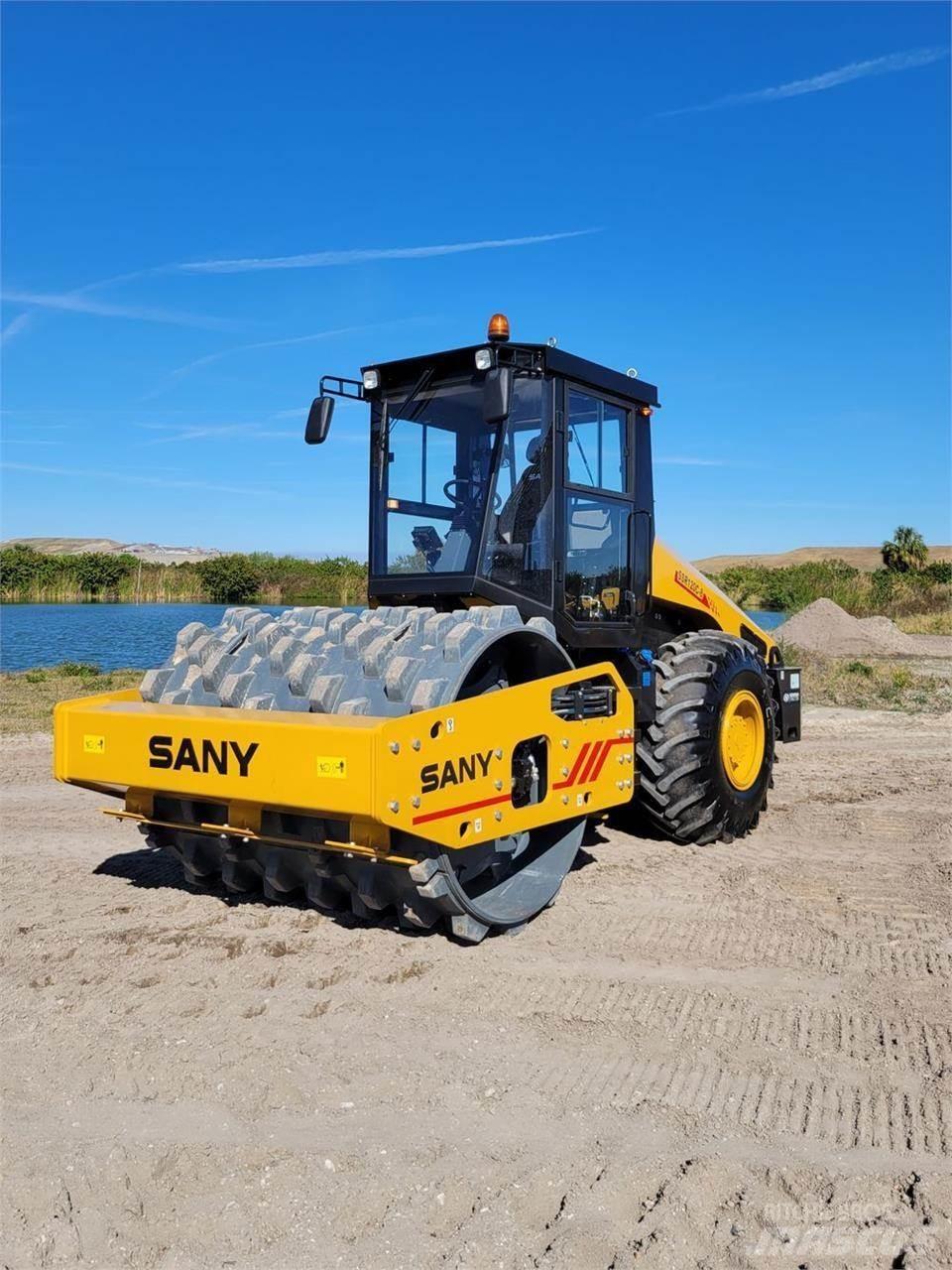 Sany SSR120C-8 垃圾压实机