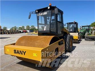 Sany SSR120C-8 双轮压路机