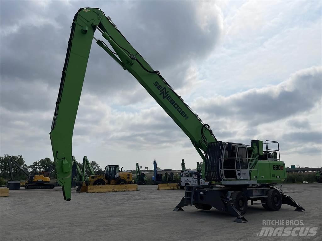Sennebogen 830E 工业挖掘机