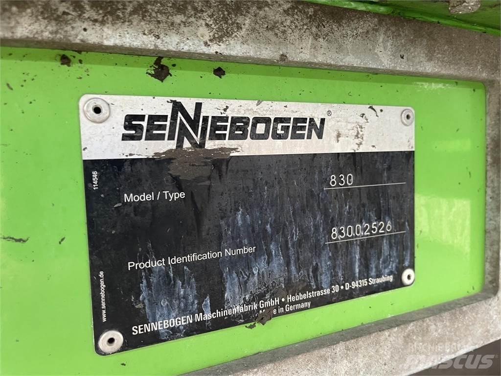 Sennebogen 830M 工业挖掘机