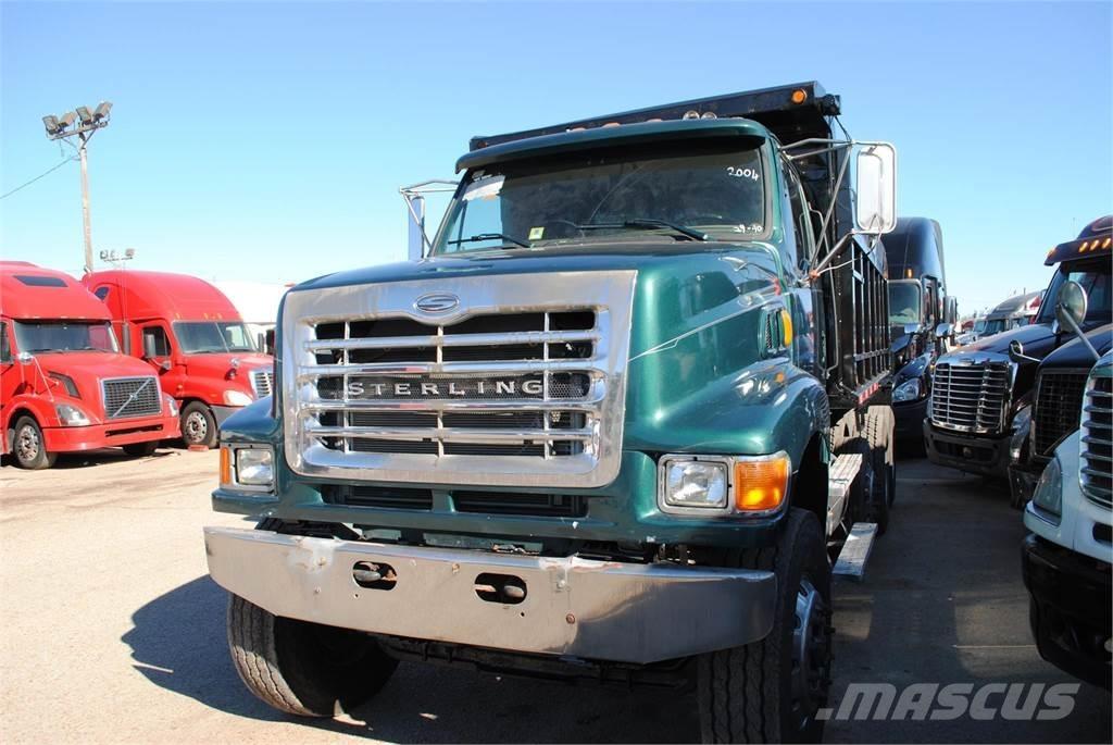 Sterling A9513 自卸式货车