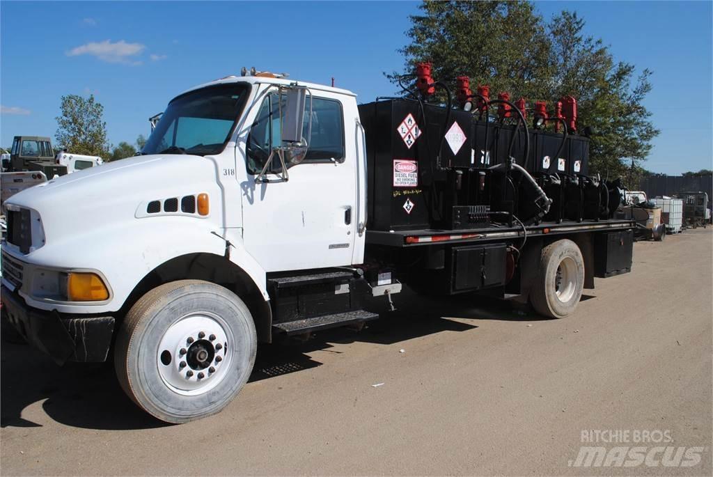 Sterling ACTERRA 油罐车