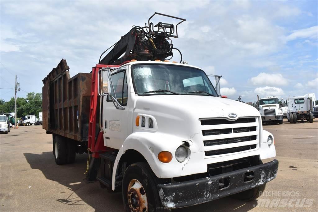 Sterling L7500 起重车