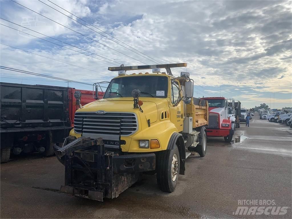 Sterling L8500 自卸式货车