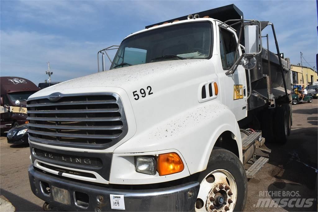 Sterling L9500 自卸式货车