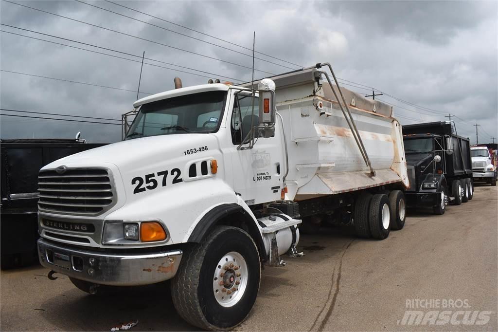 Sterling L9500 自卸式货车