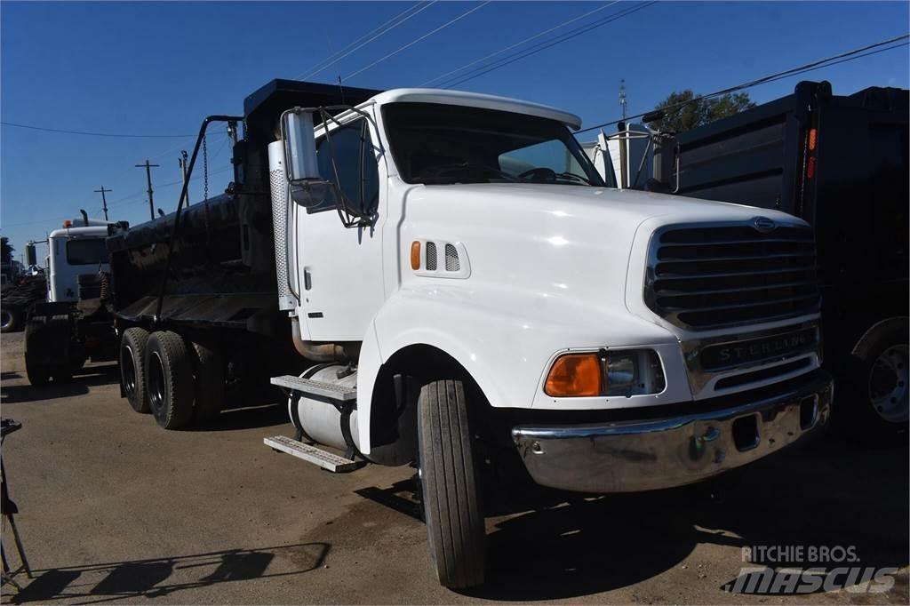 Sterling L9500 自卸式货车