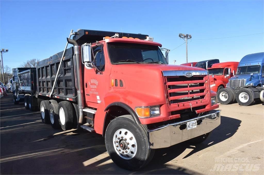 Sterling L9500 自卸式货车