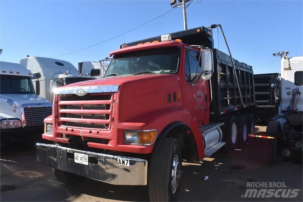 Sterling L9500 自卸式货车
