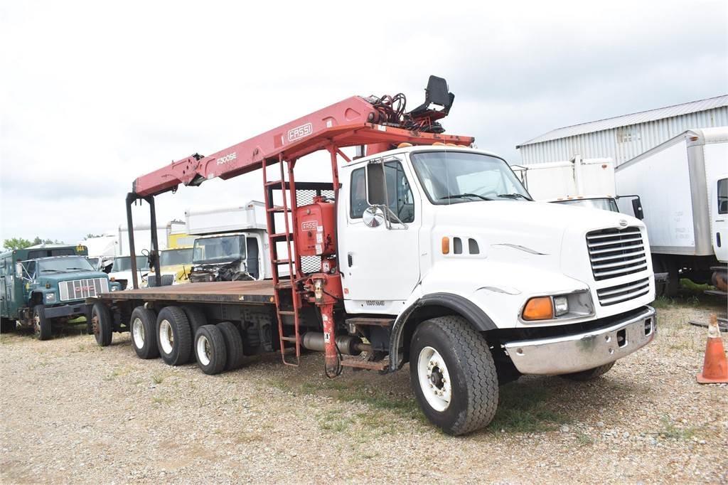 Sterling LT9500 起重车